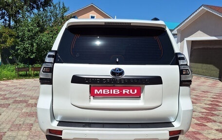 Toyota Land Cruiser Prado 150 рестайлинг 2, 2023 год, 8 200 000 рублей, 6 фотография