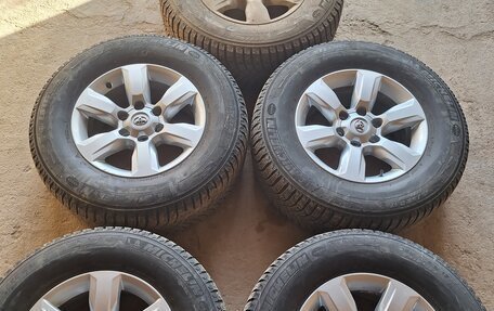 Toyota Land Cruiser Prado 150 рестайлинг 2, 2023 год, 8 200 000 рублей, 16 фотография