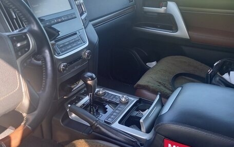 Toyota Land Cruiser 200, 2016 год, 5 100 000 рублей, 6 фотография