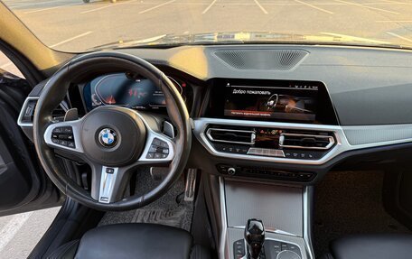 BMW 3 серия, 2018 год, 3 750 000 рублей, 13 фотография