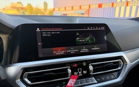BMW 3 серия, 2018 год, 3 750 000 рублей, 14 фотография
