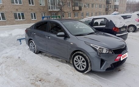 KIA Rio IV, 2021 год, 1 406 000 рублей, 4 фотография