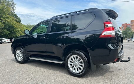 Toyota Land Cruiser Prado 150 рестайлинг 2, 2014 год, 3 700 000 рублей, 4 фотография