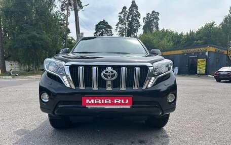 Toyota Land Cruiser Prado 150 рестайлинг 2, 2014 год, 3 700 000 рублей, 2 фотография