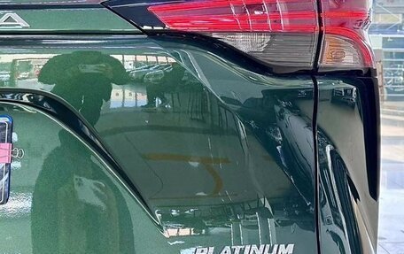 Toyota Sienna, 2022 год, 4 770 100 рублей, 7 фотография