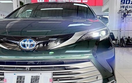 Toyota Sienna, 2022 год, 4 770 100 рублей, 3 фотография