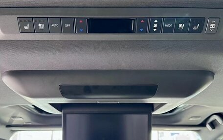 Toyota Sienna, 2022 год, 4 770 100 рублей, 13 фотография