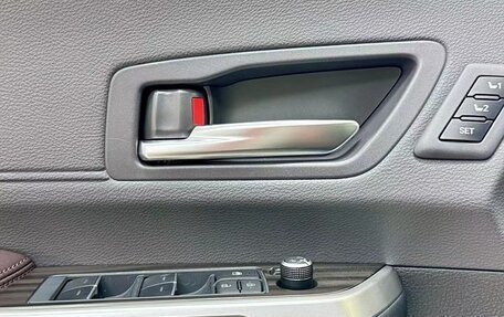 Toyota Sienna, 2022 год, 4 770 100 рублей, 19 фотография