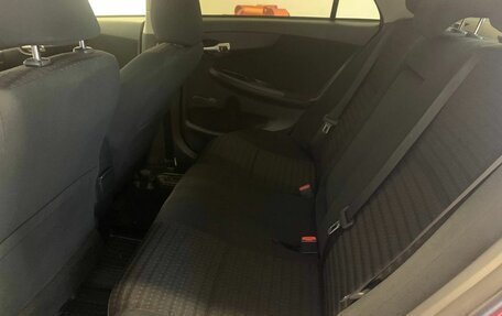 Toyota Corolla, 2011 год, 1 000 000 рублей, 9 фотография