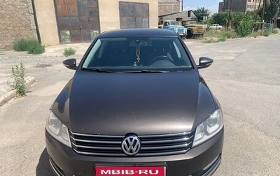 Volkswagen Passat B7, 2013 год, 1 095 000 рублей, 1 фотография