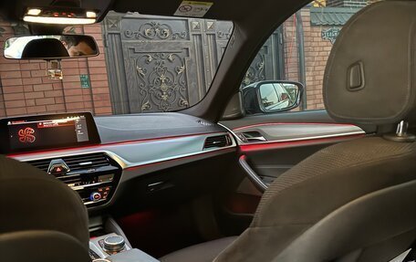 BMW 5 серия, 2019 год, 3 800 000 рублей, 11 фотография