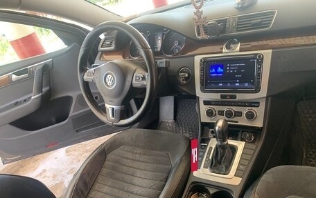 Volkswagen Passat B7, 2013 год, 1 095 000 рублей, 10 фотография