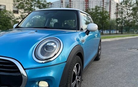 MINI Hatch, 2018 год, 1 300 000 рублей, 3 фотография