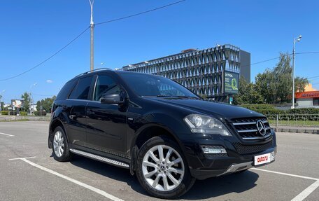 Mercedes-Benz M-Класс, 2011 год, 2 250 000 рублей, 2 фотография