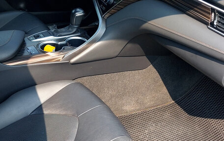 Toyota Camry, 2020 год, 3 350 000 рублей, 5 фотография