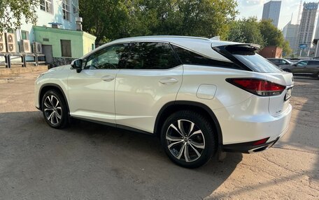 Lexus RX IV рестайлинг, 2021 год, 5 000 000 рублей, 7 фотография