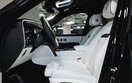 Rolls-Royce Cullinan, 2025 год, 69 890 000 рублей, 14 фотография