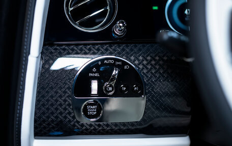 Rolls-Royce Cullinan, 2025 год, 69 890 000 рублей, 19 фотография