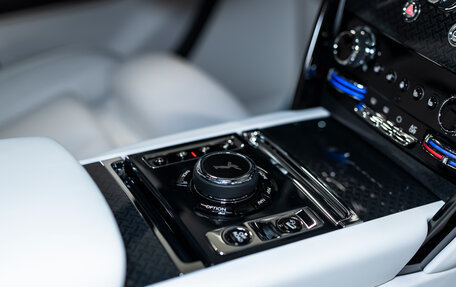 Rolls-Royce Cullinan, 2025 год, 69 890 000 рублей, 27 фотография