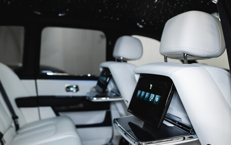 Rolls-Royce Cullinan, 2025 год, 69 890 000 рублей, 34 фотография