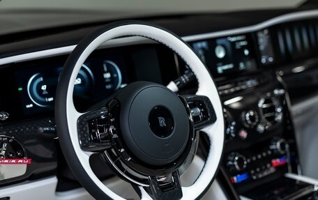 Rolls-Royce Cullinan, 2025 год, 69 890 000 рублей, 18 фотография