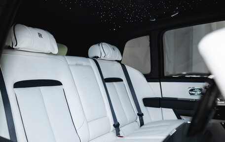 Rolls-Royce Cullinan, 2025 год, 69 890 000 рублей, 38 фотография