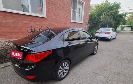 Hyundai Solaris II рестайлинг, 2013 год, 910 000 рублей, 4 фотография