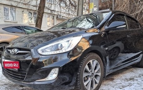 Hyundai Solaris II рестайлинг, 2013 год, 910 000 рублей, 14 фотография