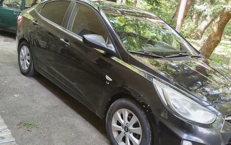 Hyundai Solaris II рестайлинг, 2011 год, 685 000 рублей, 3 фотография