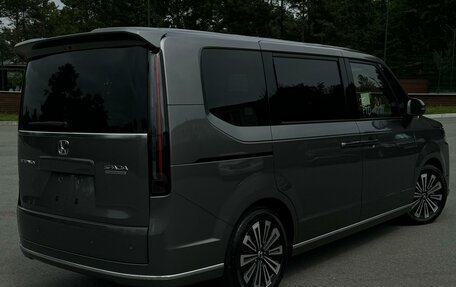 Honda Stepwgn, 2024 год, 3 480 000 рублей, 2 фотография
