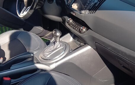 KIA Sportage III, 2011 год, 1 100 000 рублей, 10 фотография