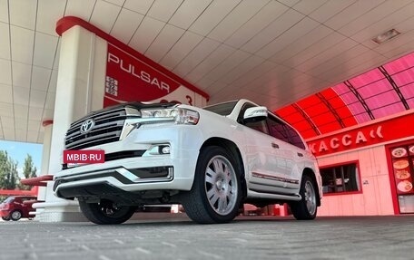 Toyota Land Cruiser 200, 2014 год, 5 500 000 рублей, 2 фотография
