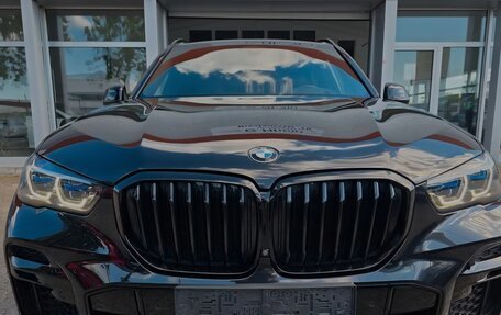 BMW X5, 2020 год, 6 390 000 рублей, 2 фотография