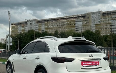 Infiniti FX II, 2011 год, 2 200 000 рублей, 2 фотография