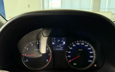Hyundai Solaris II рестайлинг, 2015 год, 890 000 рублей, 24 фотография