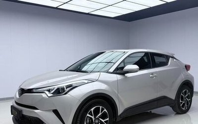 Toyota C-HR I рестайлинг, 2021 год, 2 100 000 рублей, 1 фотография