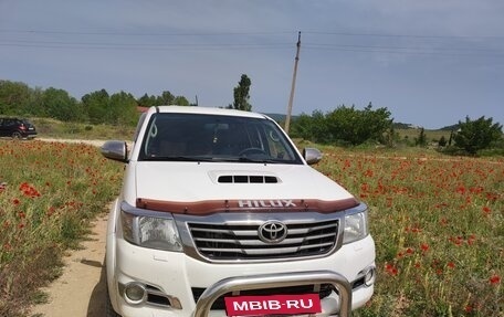 Toyota Hilux VII, 2012 год, 1 950 000 рублей, 3 фотография