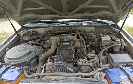 Toyota Land Cruiser 100 рестайлинг 2, 2006 год, 1 550 000 рублей, 5 фотография