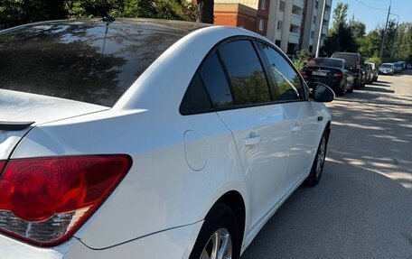 Chevrolet Cruze II, 2013 год, 530 000 рублей, 3 фотография