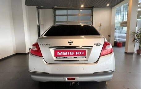 Nissan Teana, 2011 год, 870 000 рублей, 4 фотография