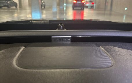 Jaguar XE I рестайлинг, 2015 год, 1 700 000 рублей, 22 фотография