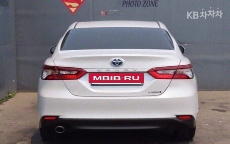 Toyota Camry, 2022 год, 3 100 000 рублей, 4 фотография