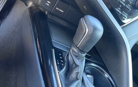 Toyota Camry, 2018 год, 2 099 000 рублей, 8 фотография