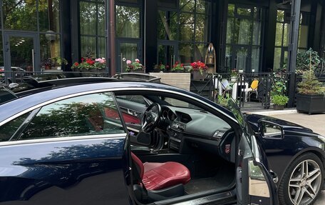 Mercedes-Benz E-Класс, 2015 год, 2 500 000 рублей, 4 фотография