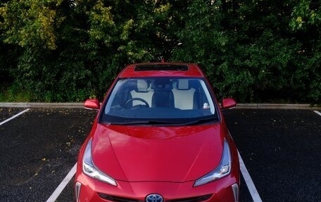Toyota Prius IV XW50, 2019 год, 2 299 999 рублей, 4 фотография
