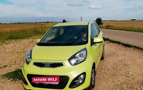 KIA Picanto II, 2011 год, 800 000 рублей, 2 фотография