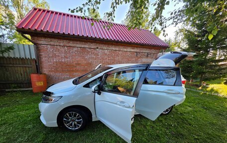 Honda Shuttle II, 2018 год, 1 775 000 рублей, 15 фотография
