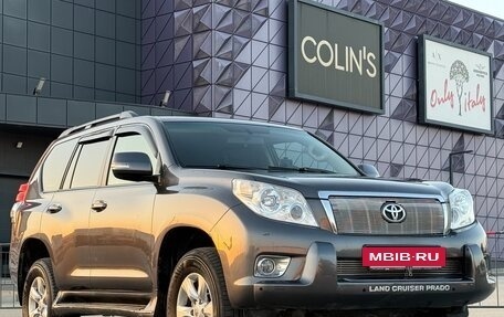 Toyota Land Cruiser Prado 150 рестайлинг 2, 2009 год, 2 797 000 рублей, 2 фотография