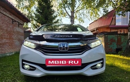 Honda Shuttle II, 2018 год, 1 775 000 рублей, 34 фотография