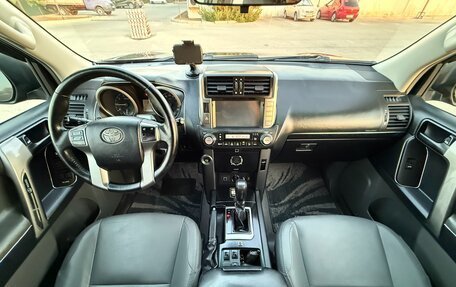 Toyota Land Cruiser Prado 150 рестайлинг 2, 2009 год, 2 797 000 рублей, 21 фотография